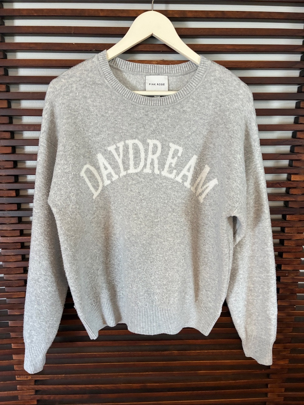 🎉NEW LISTING!🎉Pink Rose Light Gray 'DAYDREAM' Crewneck Sweater